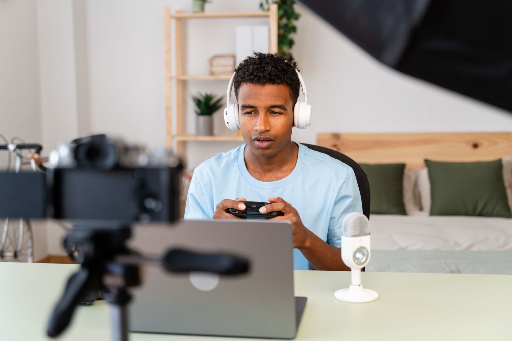 How to Record Remote Video Testimonials That Look Professional